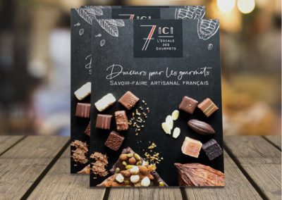7 Ici l'Escale des Gourmets_Magasin de chocolat à Saint-Malo_Brochure chocolat_Graphiste à Saint-Malo_Création graphique_Graphisme à Saint-Malo_Colibri communication_flyer